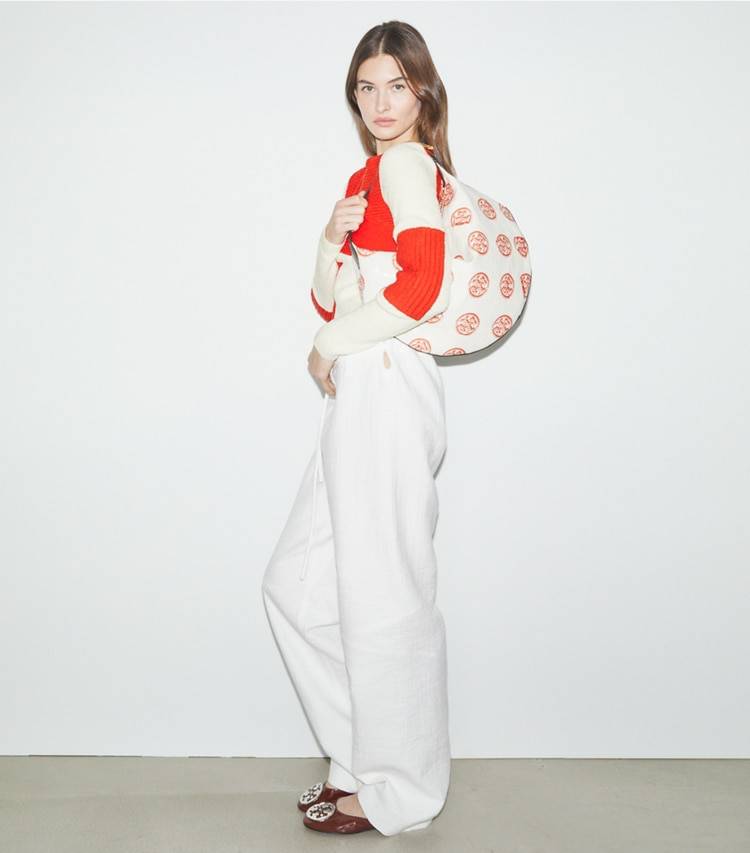T Monogram Balloon Bag White / Pepperoncini Hobo Bags Tory Burch Women - Image 3