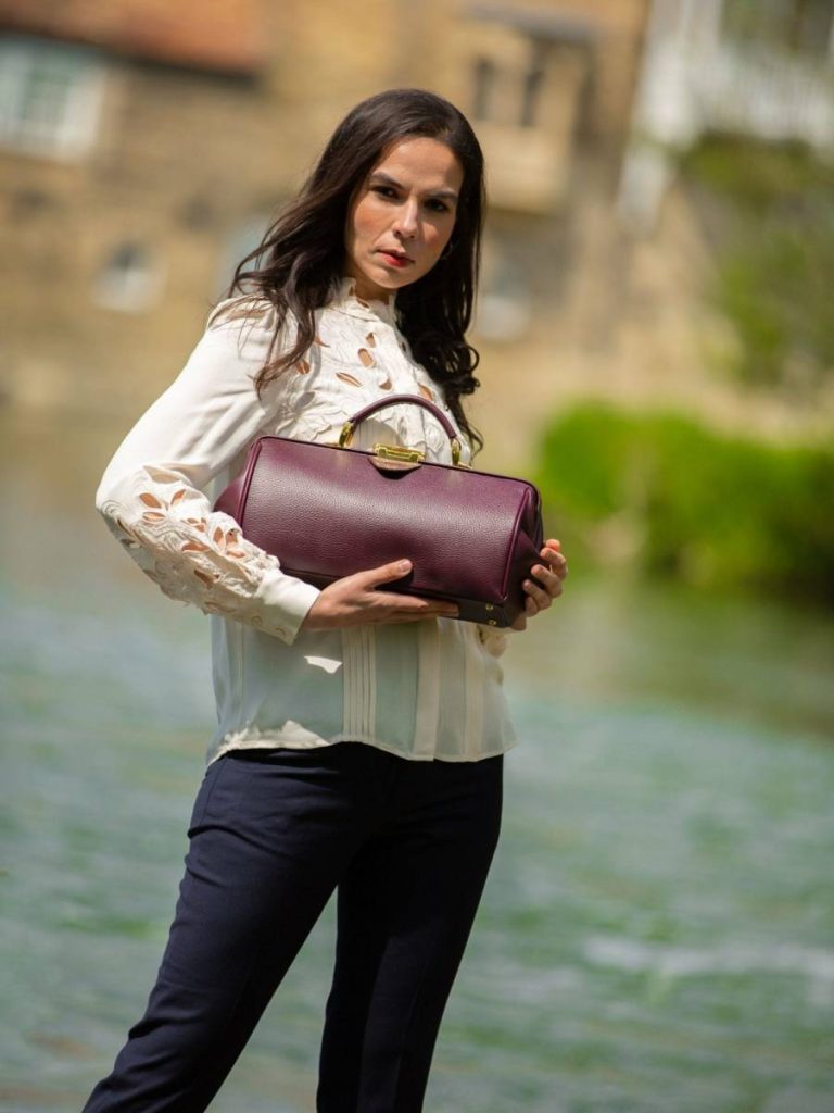 The Doctor's Bag -Bordeaux Calf Grain Cambridge Satchel Handbags Women - Image 2