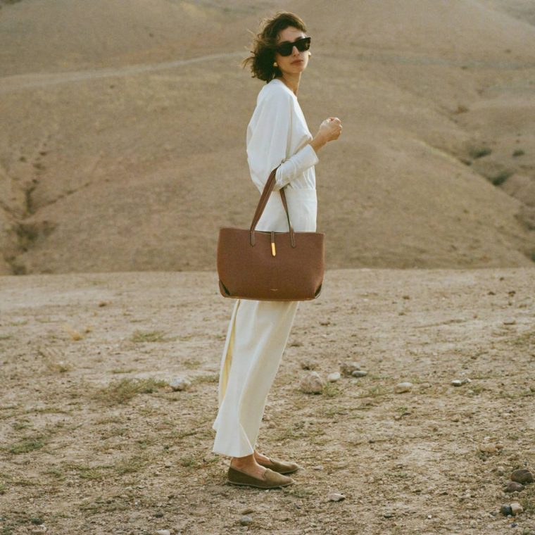 The Tokyo Tote Demellier Women Shoulder Bags Tan Small Grain Ecru Stitching - Image 2
