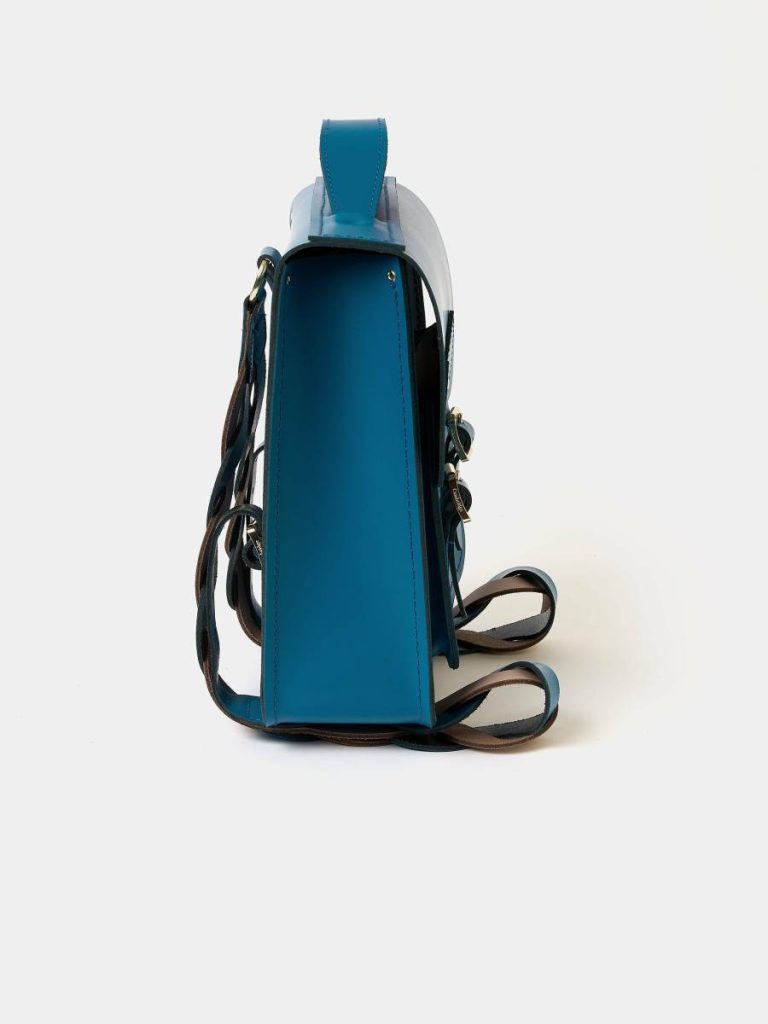 Women Backpacks Cambridge Satchel The Small Portrait Backpack - Shiz Blue With Bi-Colour Twisted Strap - Image 4