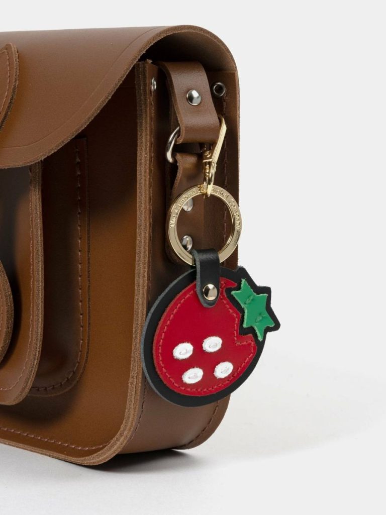 Women Crossbody The Hello Kitty Strawberry Keyring Cambridge Satchel - Image 4