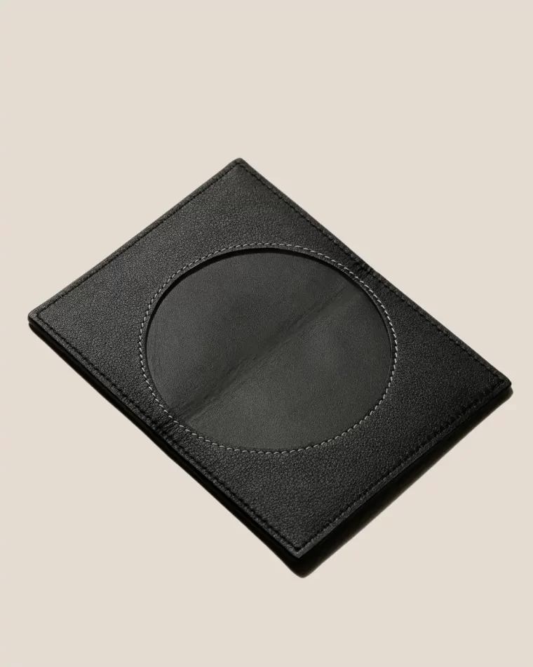 Black Hereu Small Leather Goods Men Rodona - Foldable Leather Card Holder - Image 4