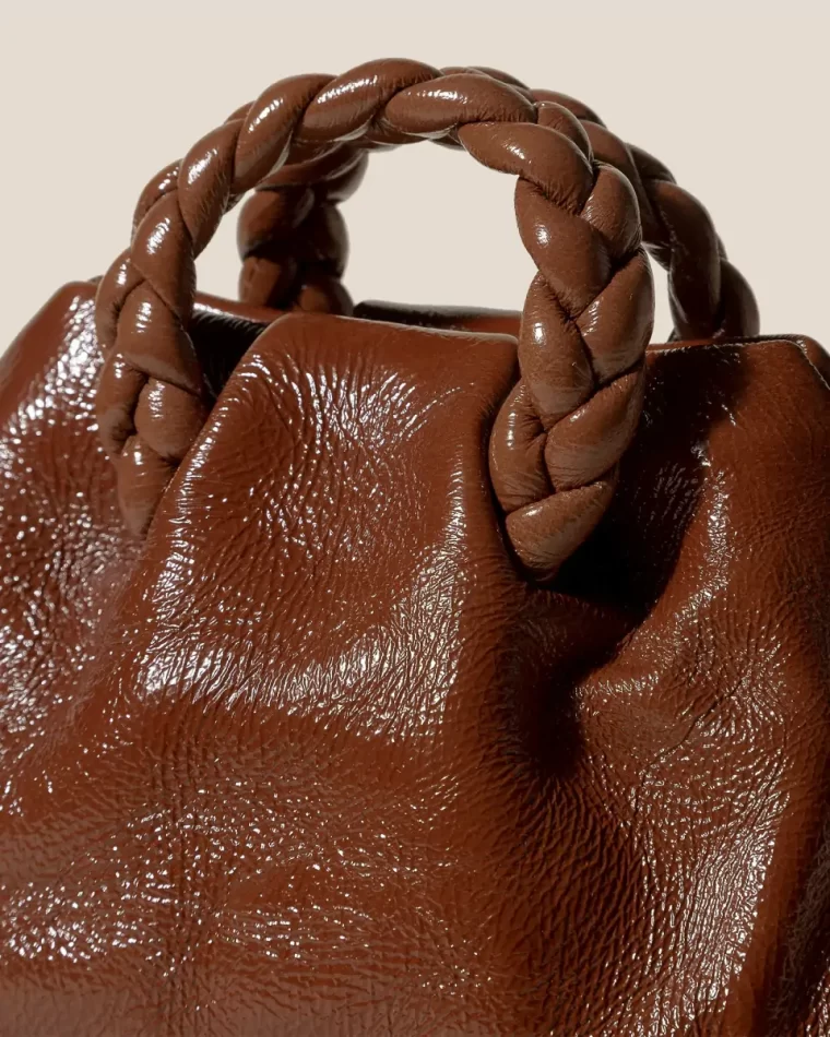 Bombon Crinkled Glossy - Small Plaited-Handle Leather Crossbody Bag Cocoa Crossbody Bags Hereu Women - Image 3