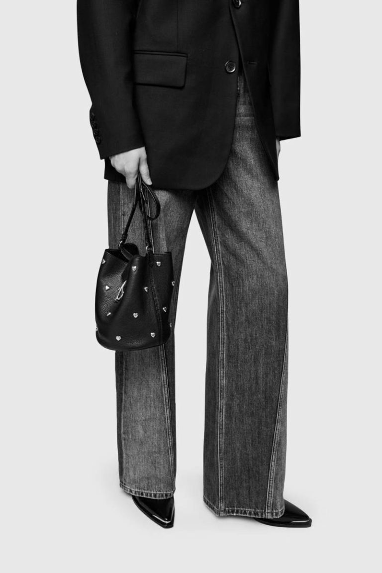 Bucket Bag Black Small Heart Bucket Rebecca Minkoff Women - Image 5