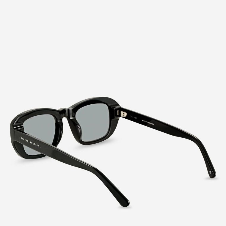 Cascade Sunglasses - Black Status Anxiety Sunglasses Black Women - Image 4