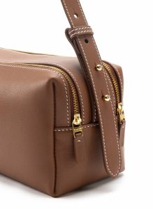Elleme Trousse Pebbled Leather Cognac/White Stitching Cognac Trousse Women - Image 3