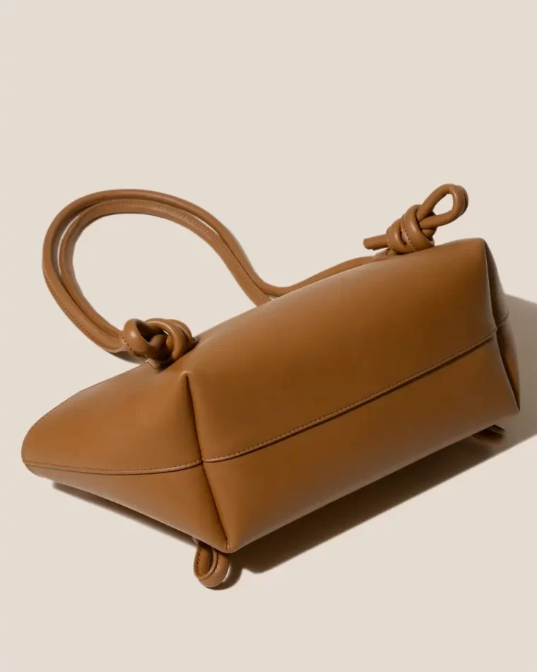 Fleca - Baguette Shoulder Bag Women Tan Shoulder Bags Hereu - Image 4