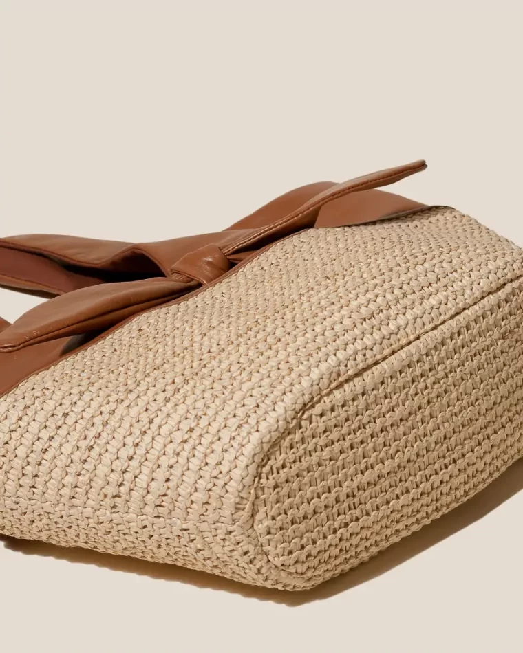 Hereu Shoulder Bags Tan Women Quini - Bow Detail Shoulder Bag - Image 4