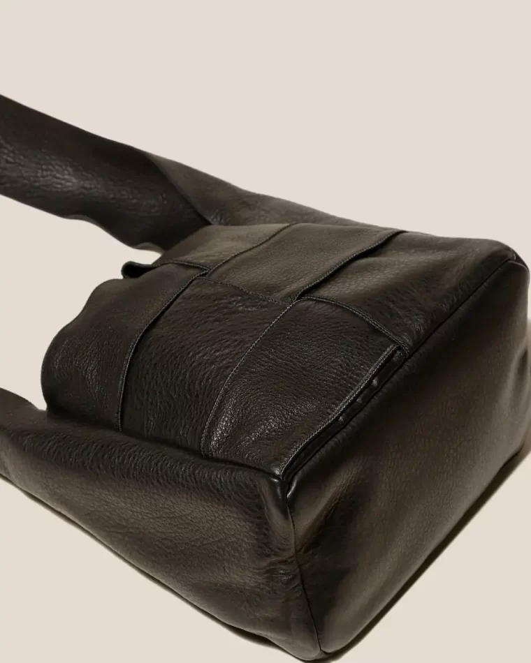 Hereu Shoulder Bags Women Bena Bag - Interlaced Shoulder Bag Black - Image 4