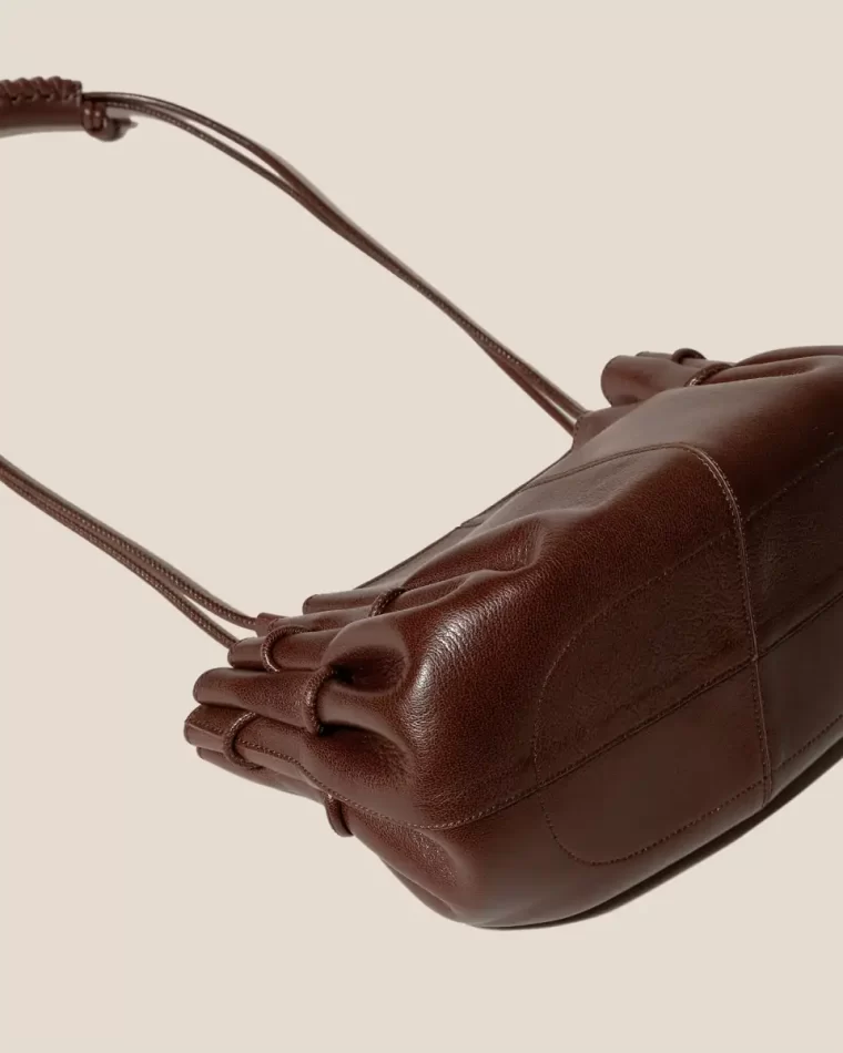 Women Chestnut Arta - Pleated Shoulder Bag Shoulder Bags Hereu - Image 4