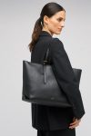 Womne Totes Oroton Margot Medium Zip Tote Black - Image 2